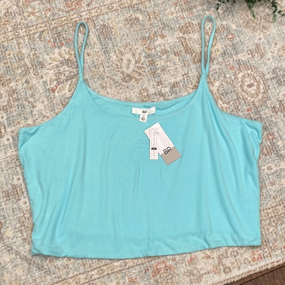 BP cropped tank top